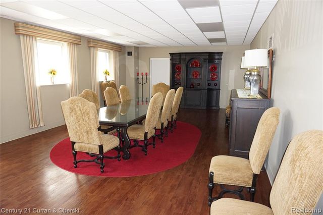 21800 Morley Avenue 209, Dearborn, MI 48124