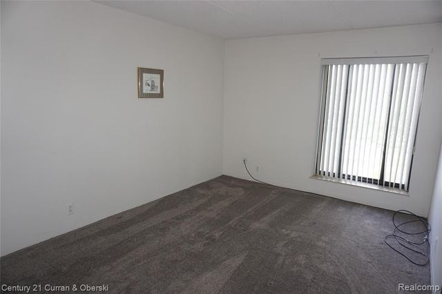 21800 Morley Avenue 209, Dearborn, MI 48124