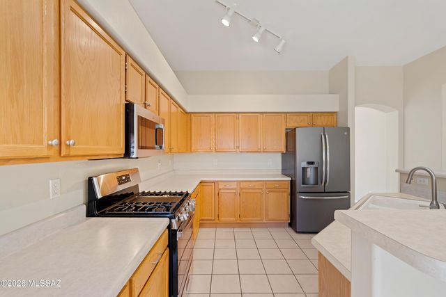 10961 E Desert Senna Drive, Tucson, AZ 85748