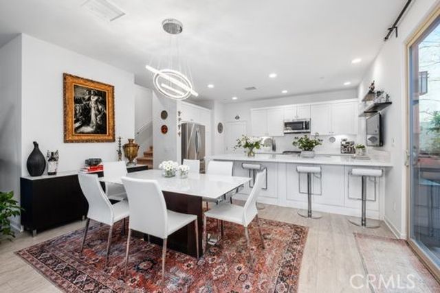 165 Frame, Irvine, CA 92618