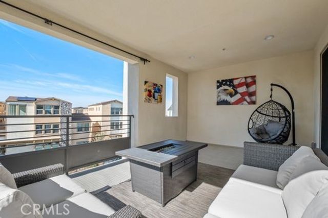 165 Frame, Irvine, CA 92618
