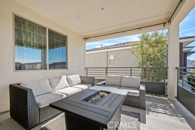 165 Frame, Irvine, CA 92618