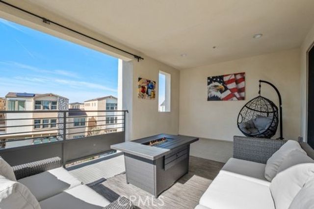 165 Frame, Irvine, CA 92618