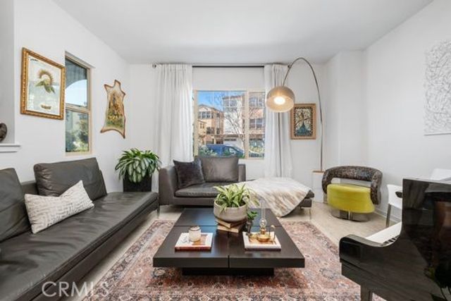 165 Frame, Irvine, CA 92618