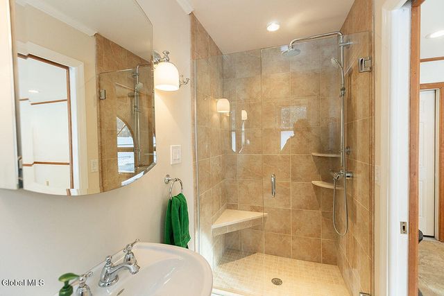 22 Danielwood Drive, Colonie, NY 12211