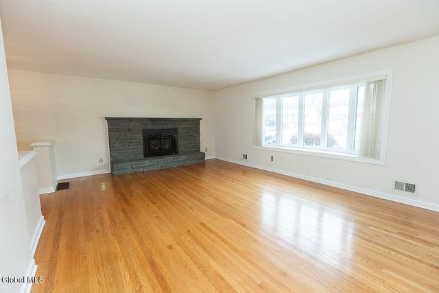 22 Danielwood Drive, Colonie, NY 12211