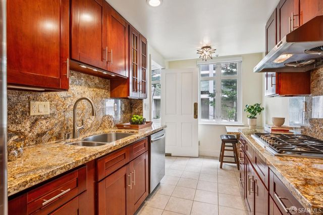 1340 Clay Street 603, San Francisco, CA 94109