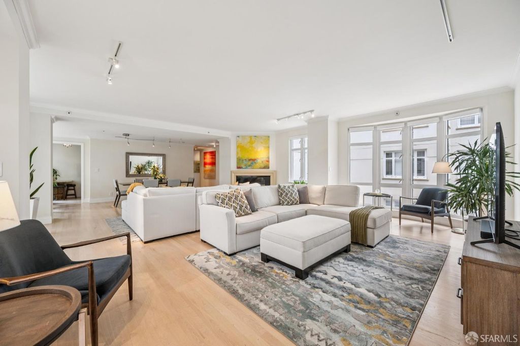 1340 Clay Street 603, San Francisco, CA 94109