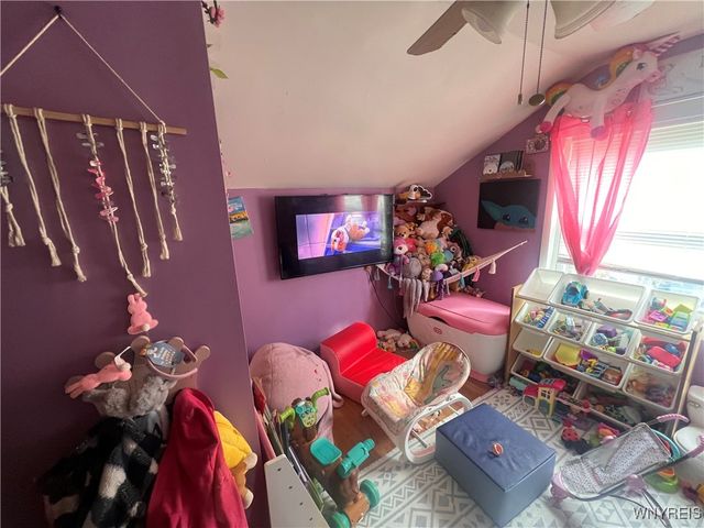 417 Hyde Park Boulevard, Niagara Falls, NY 14303