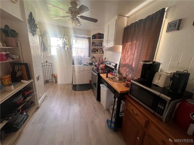 417 Hyde Park Boulevard, Niagara Falls, NY 14303