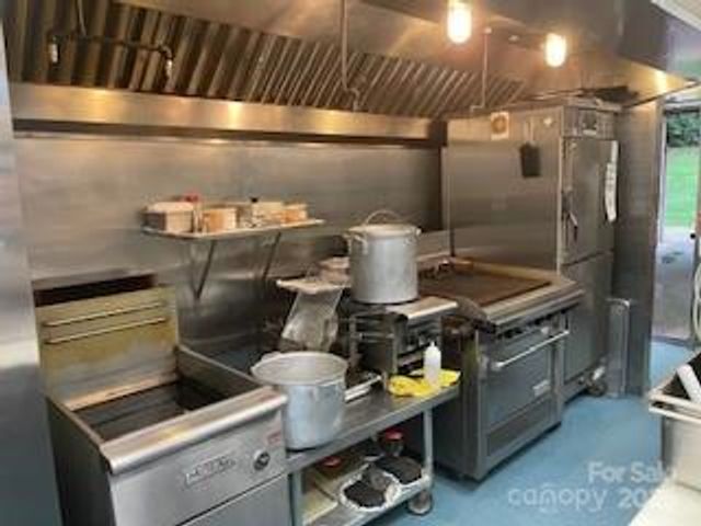 6 Newfound Road, Asheville, NC 28806