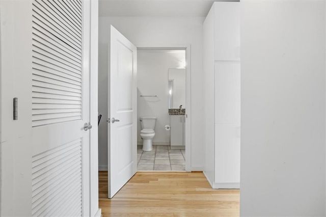 943 Peachtree NE Street 716, Atlanta, GA 30309