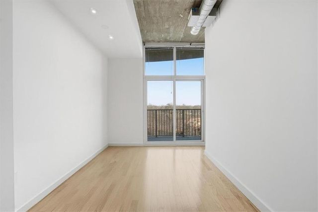 943 Peachtree NE Street 716, Atlanta, GA 30309