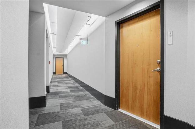 943 Peachtree NE Street 716, Atlanta, GA 30309