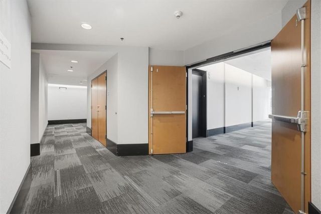 943 Peachtree NE Street 716, Atlanta, GA 30309