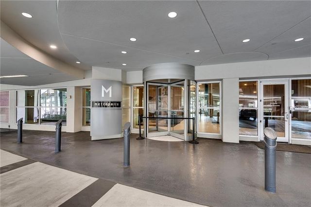 943 Peachtree NE Street 716, Atlanta, GA 30309