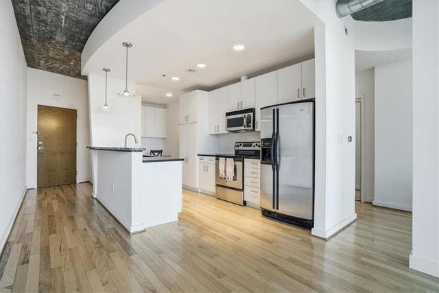 943 Peachtree NE Street 716, Atlanta, GA 30309