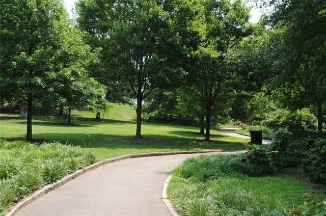 943 Peachtree NE Street 716, Atlanta, GA 30309