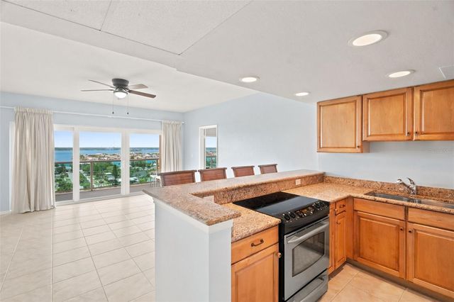 880 MANDALAY AVENUE C1214, Clearwater Beach, FL 33767