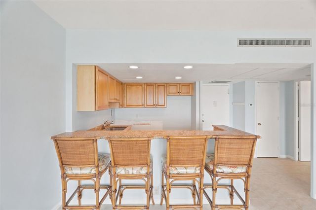 880 MANDALAY AVENUE C1214, Clearwater Beach, FL 33767