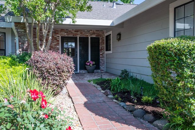 1336 Stonebridge Way, Roseville, CA 95661