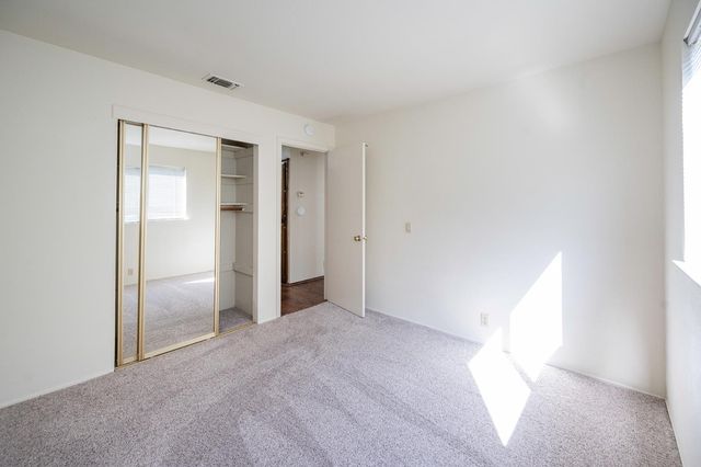 1336 Stonebridge Way, Roseville, CA 95661