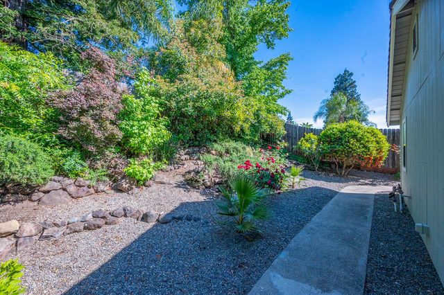 1336 Stonebridge Way, Roseville, CA 95661