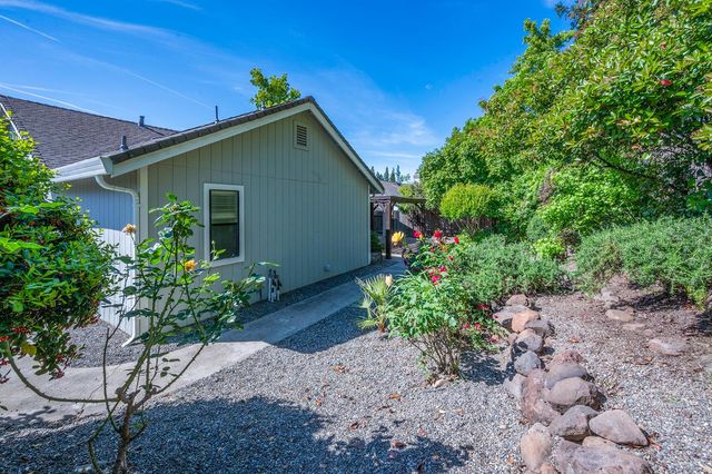 1336 Stonebridge Way, Roseville, CA 95661