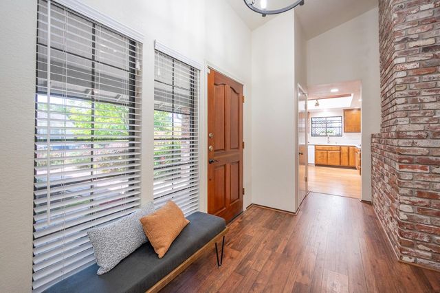 1336 Stonebridge Way, Roseville, CA 95661