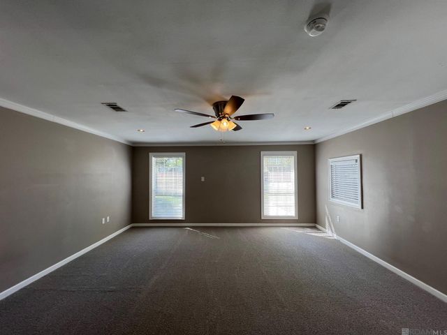 8849 Timber Dr, Denham Springs, LA 70726