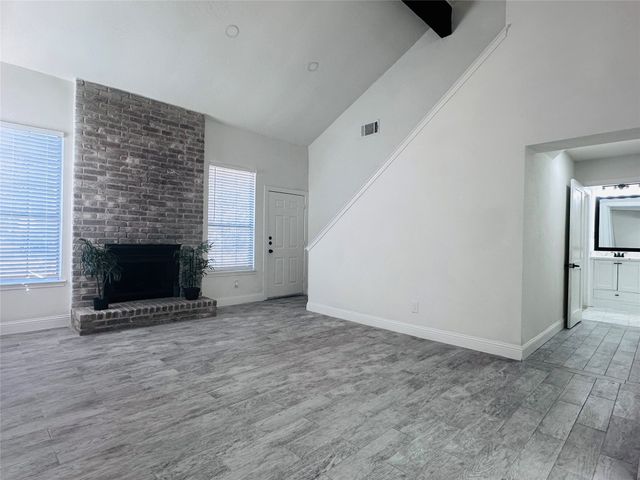 10224 Woodleaf Drive, Dallas, TX 75227