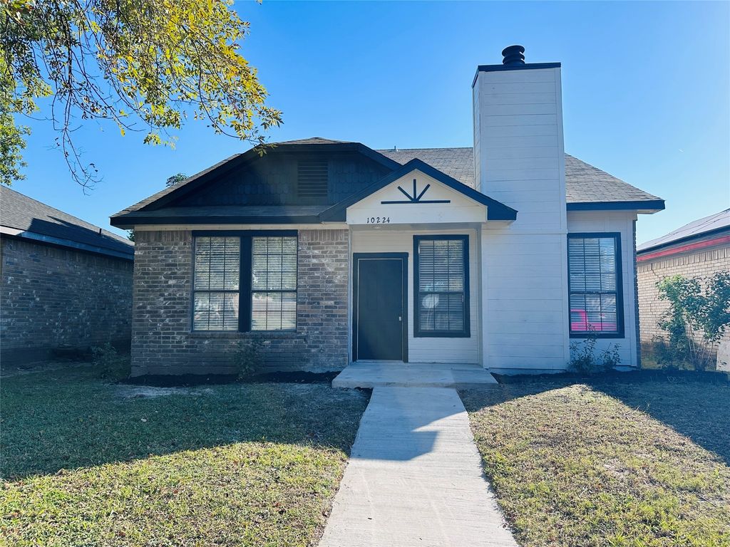 10224 Woodleaf Drive, Dallas, TX 75227