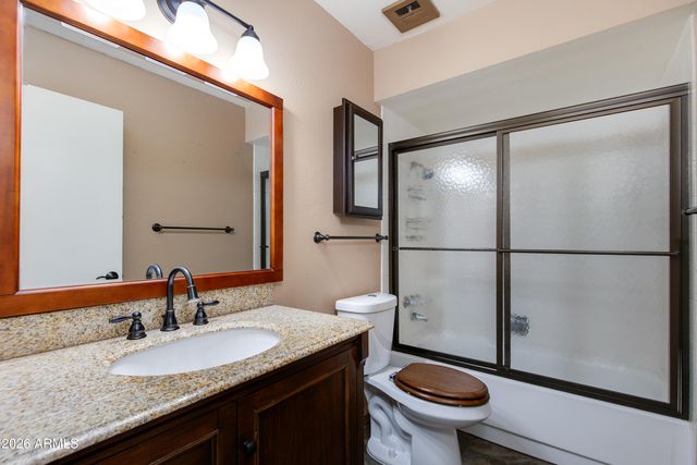 2815 E SYLVIA Street, Phoenix, AZ 85032