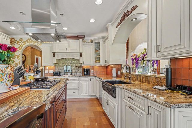 2276 Big Landing Dr., Little River, SC 29566