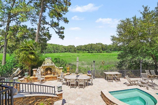 2276 Big Landing Dr., Little River, SC 29566
