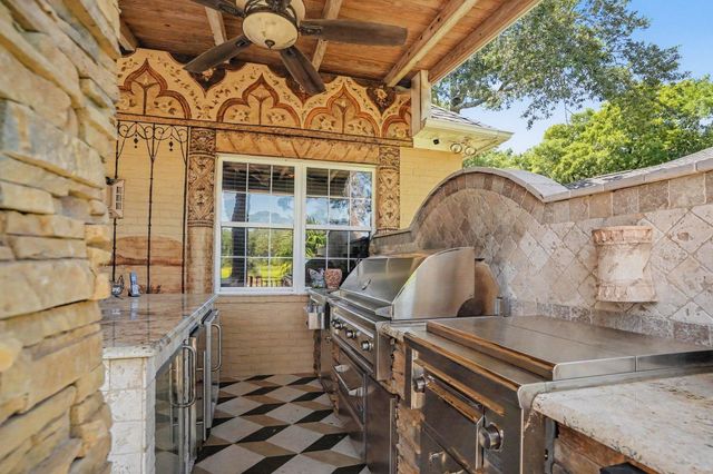 2276 Big Landing Dr., Little River, SC 29566