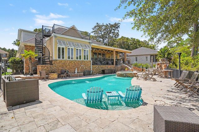 2276 Big Landing Dr., Little River, SC 29566