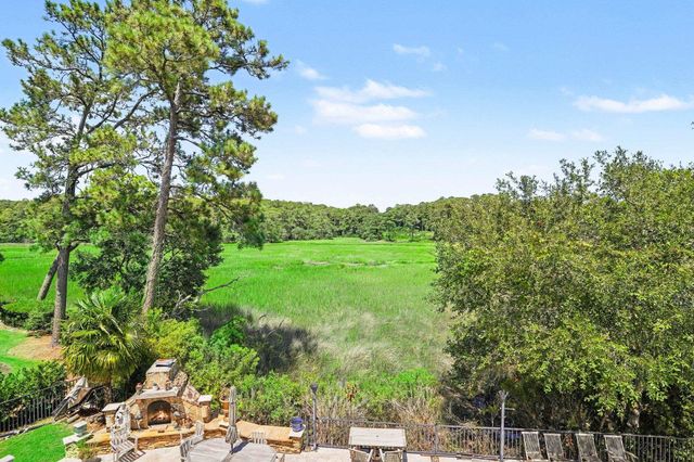 2276 Big Landing Dr., Little River, SC 29566