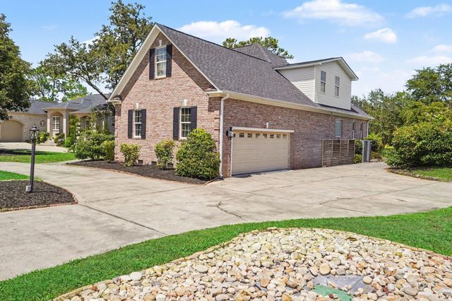 2276 Big Landing Dr., Little River, SC 29566