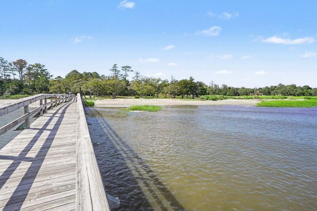 2276 Big Landing Dr., Little River, SC 29566