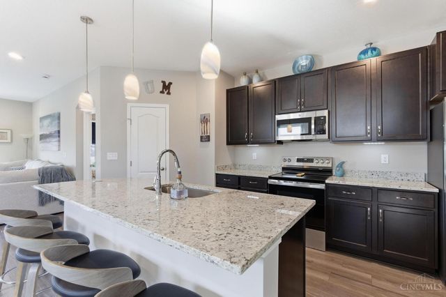 417 Summerlyn Farms Court, Lebanon, OH 45036