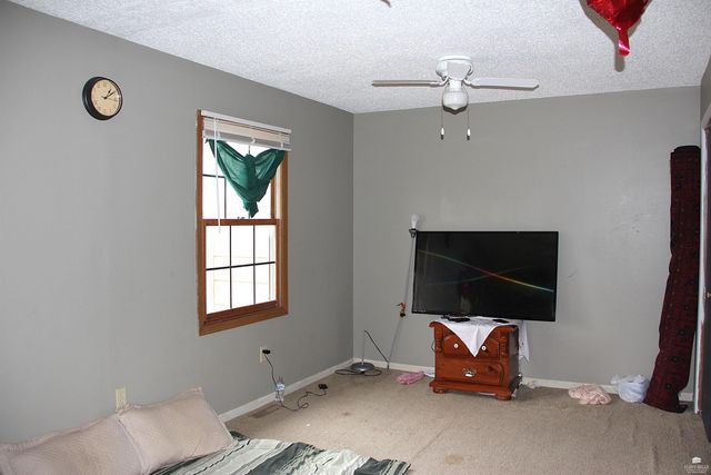 2558 Candle Crest, Manhattan, KS 66503