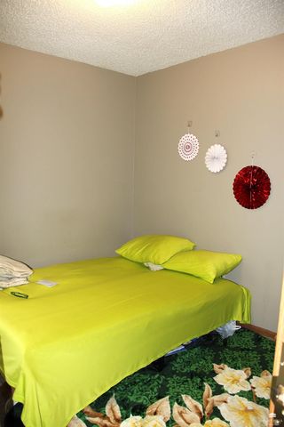 2558 Candle Crest, Manhattan, KS 66503