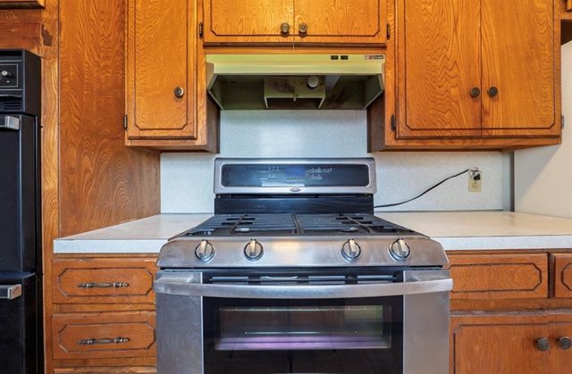 1310 W 15th Street, Prague, OK 74864