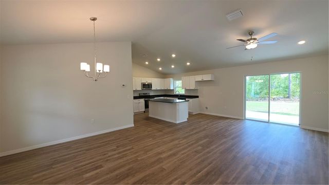 1353 W CARY DRIVE, Citrus Springs, FL 34434