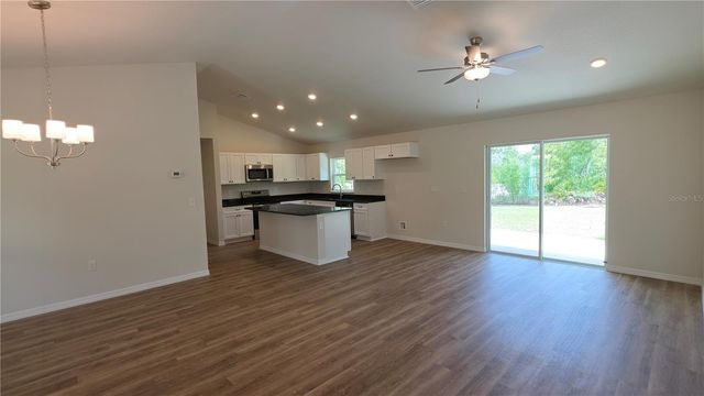 1353 W CARY DRIVE, Citrus Springs, FL 34434