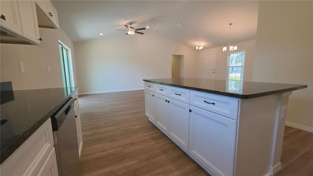 1353 W CARY DRIVE, Citrus Springs, FL 34434