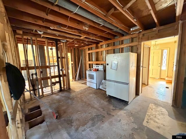 12820 Westwood Lane, Omaha, NE 68144