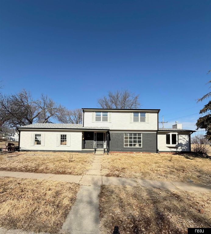 12820 Westwood Lane, Omaha, NE 68144