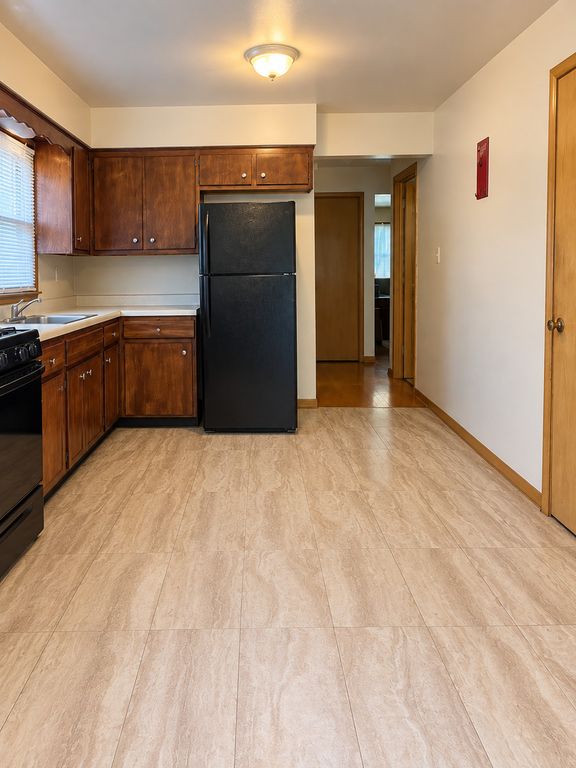 13919 S Wentworth Avenue, Riverdale, IL 60827 — photo 4